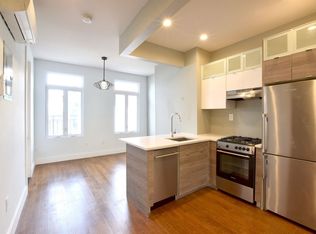 40 Catherine St #3R, Brooklyn, NY 11211