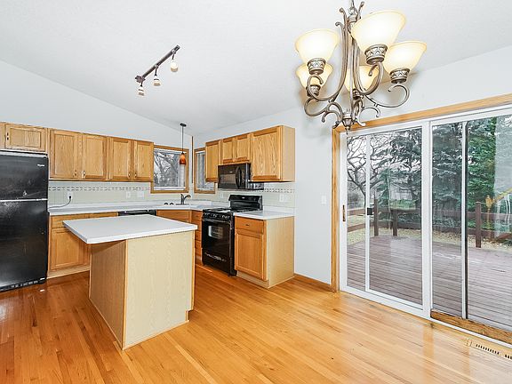 3rd image of 14333 Crane St NW