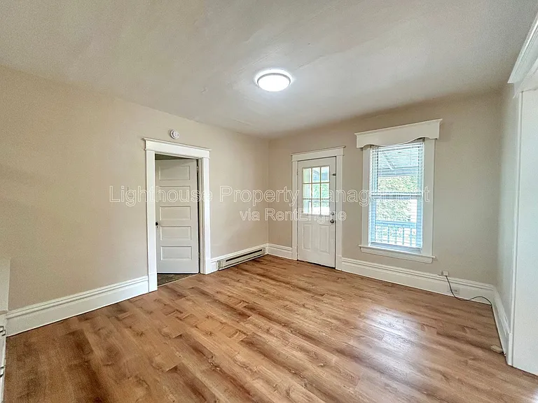 2550 Crozier Ave #2 — Photo 7