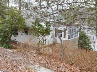 64 E Shore Trl, Branchville, NJ 07826