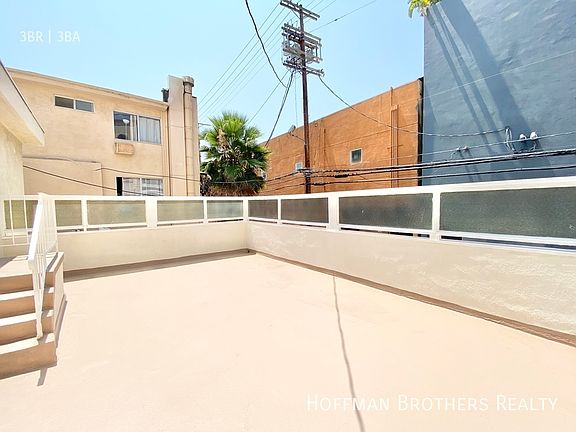 3rd image of 931 S Wooster St #4A