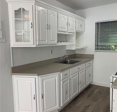 2nd image of 75 Washington Ave APT 15
