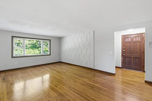 26 Forestdale/Random Housing Photo 1