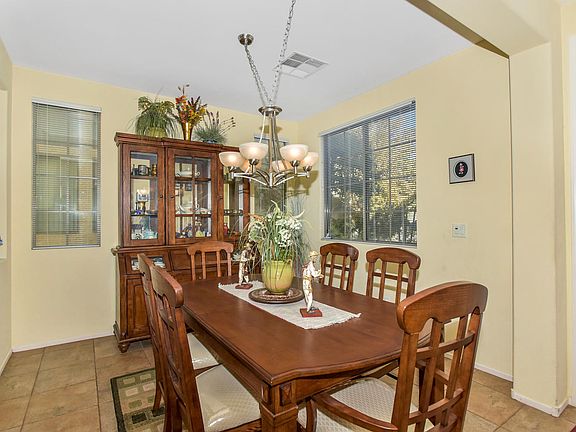 4th image of 10005 W Diablo Dr