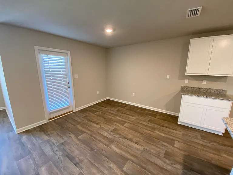 8018 Irwin Loop — Photo 12