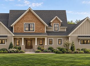 46 Cannon Royal Drive, Saratoga Springs, NY 12866