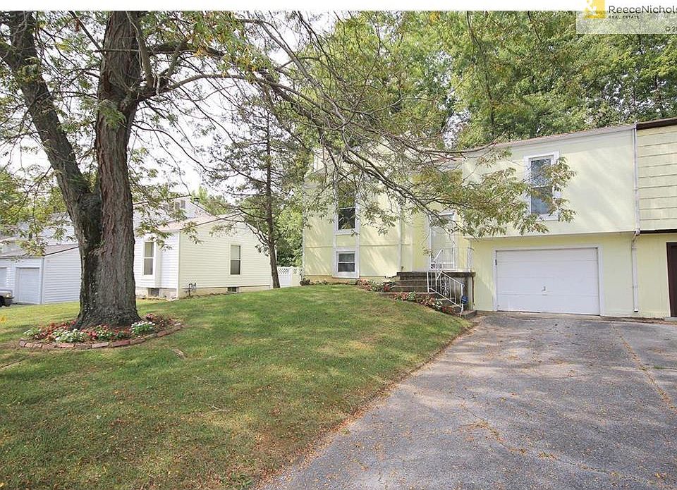 1st image of 9532 Manning Ave