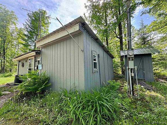 3rd image of 3601 County Road 444