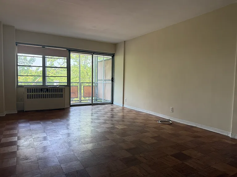 80 Cartright St #6H — Photo 2