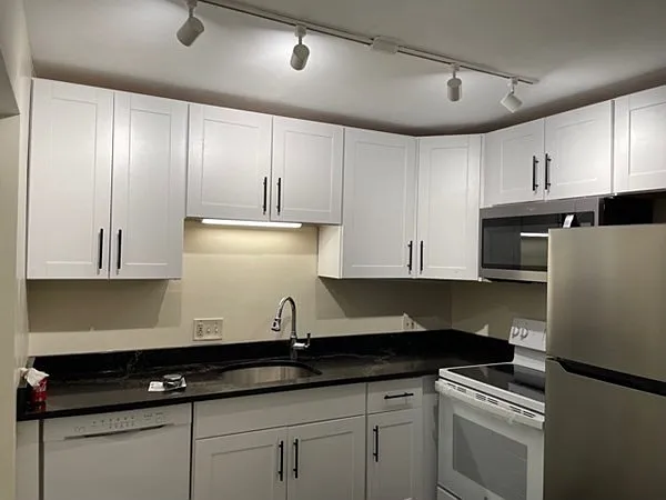 53 Paul St #15 — Photo 4