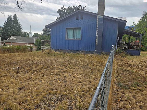 2nd image of 7 Bryan Dr