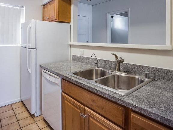 1035 Miramonte Dr Unit 5 Santa-large-009