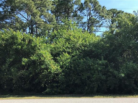 3rd image of 7282 Rosemont Dr