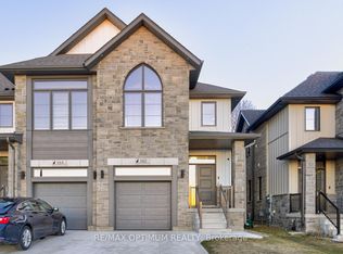 142 Queensbrook Cres, Cambridge, ON N1S 0E4