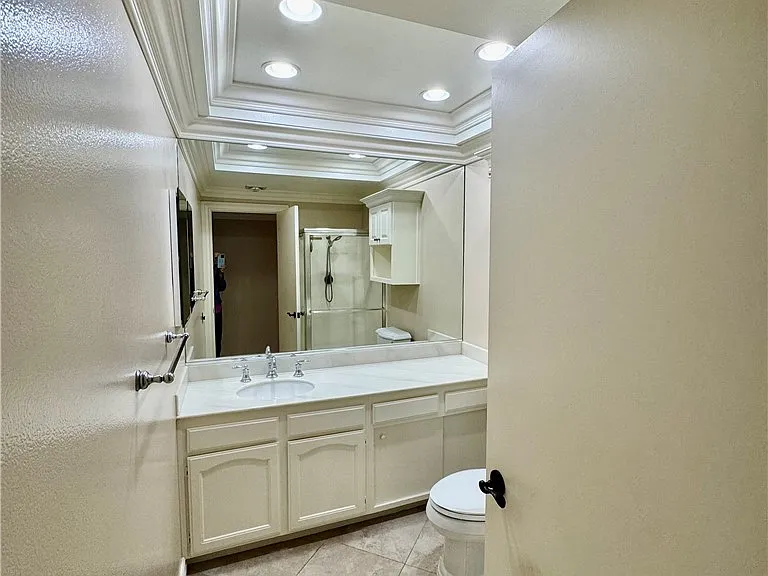 5510 Paseo Del Lago W #2B — Photo 12