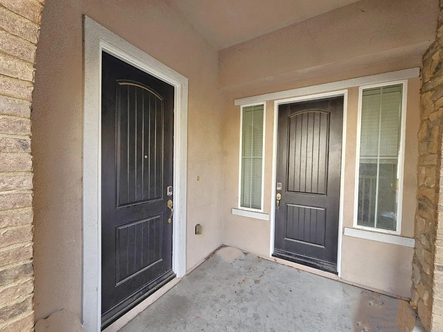4 bed, 3.5 bath, 3156 sqft, $4,300 — Photo 4