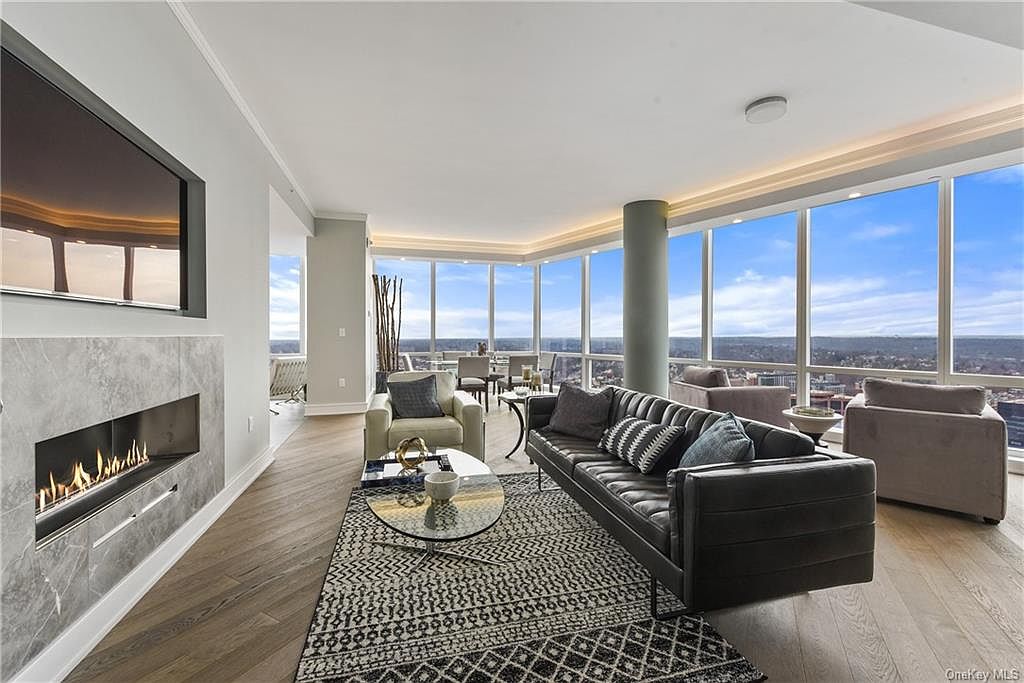 5 Renaissance Square UNIT PH8G, White Plains, NY 10601 | MLS #H6091162 ...