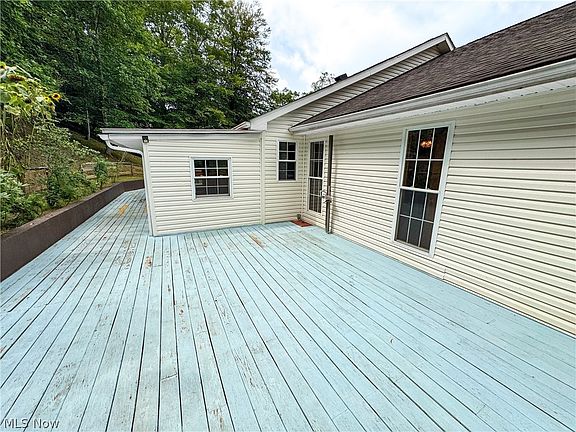 5th image of 2051 Bull River Rd