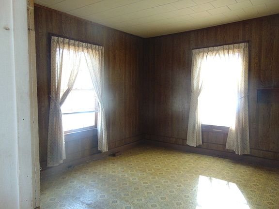 4th image of 995 Smyre Dr