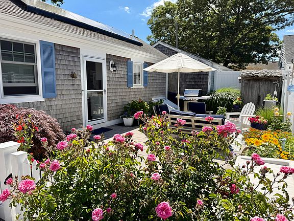 2nd image of 6 Pleasant Avenue