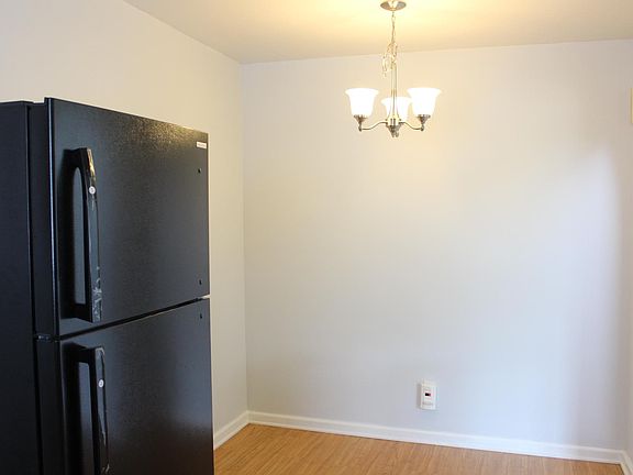 4th image of 2219 Humphrey St #2219