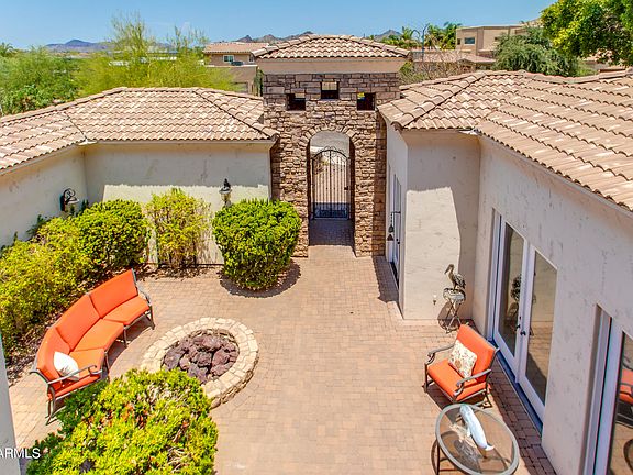 4th image of 1729 E PALMAIRE Avenue