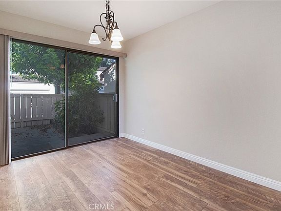 5th image of 356 Mountain Ct