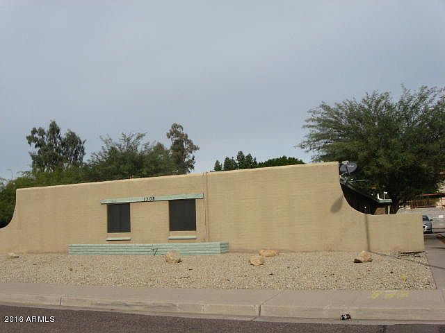 1st image of 1308 E Vista Ave