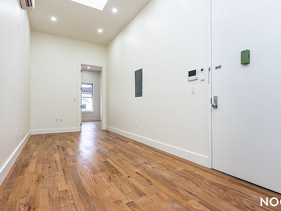 5th image of 245 Stockholm St APT 2R
