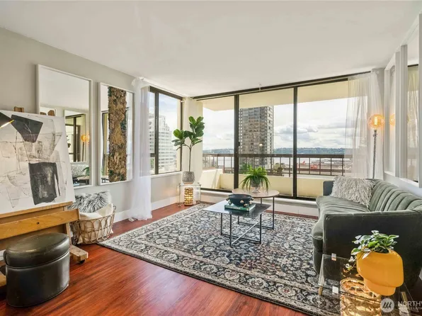 2201 3rd Avenue #1102, Seattle, WA 98121