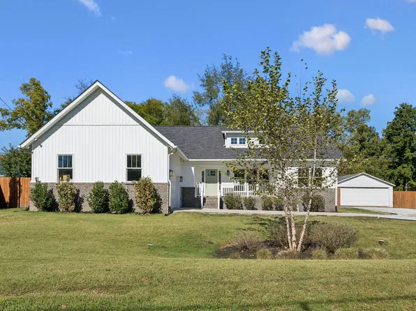 352 Bellevue Rd, Nashville, TN 37221