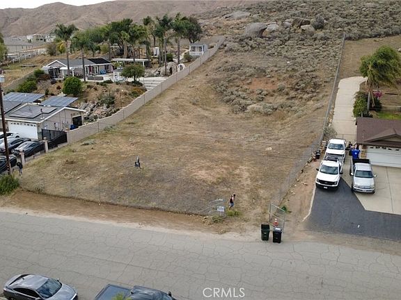 3rd image of 3829 Scenic Dr #4