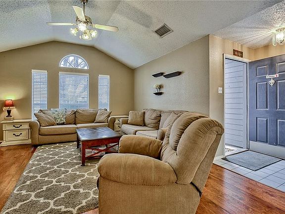 2nd image of 5605 Alicante Dr