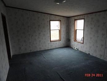 3rd image of 120 Willow Pointe Dr