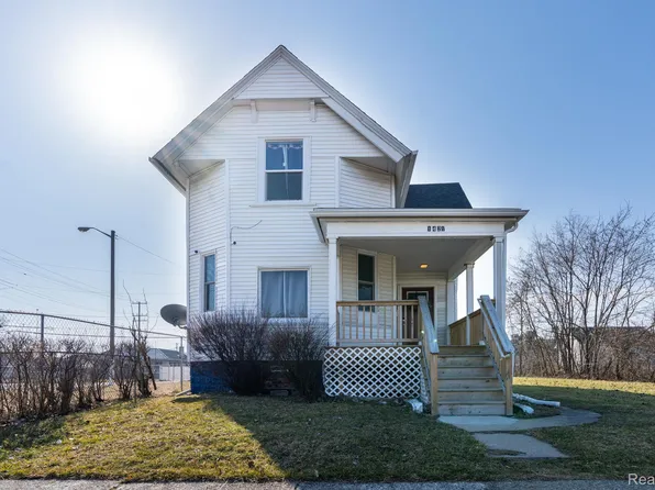 1421 Sheridan St, Detroit, MI 48214