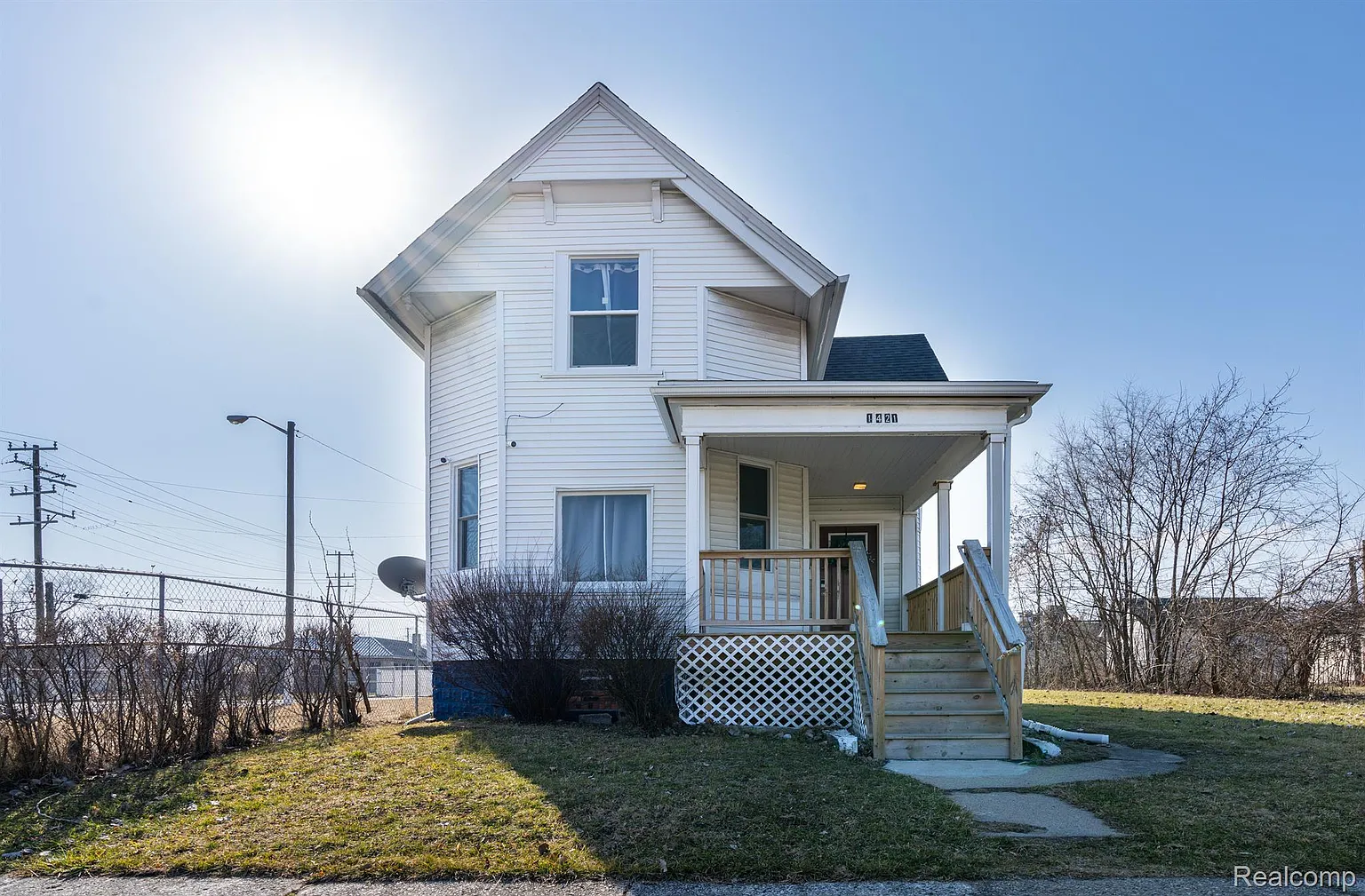 1421 Sheridan St photo 1