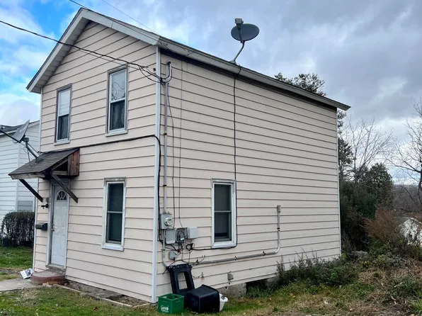 609 McAlpine St, Avoca, PA 18641