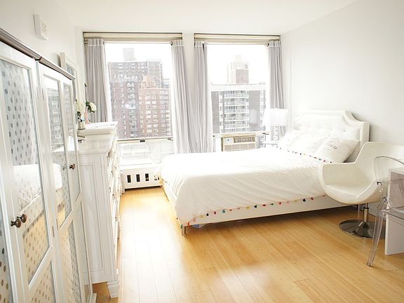 5th image of 343 E 30th St APT 11K