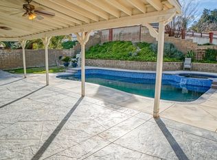 31513 Arrow Point Dr, Castaic, CA 91384