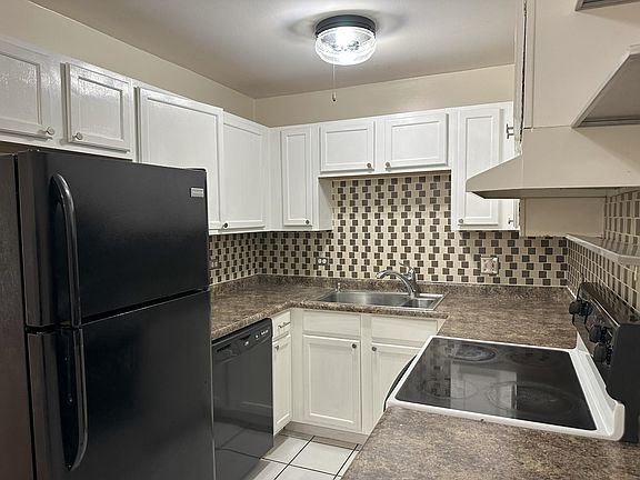 5th image of 1900 Light Rd APT 204