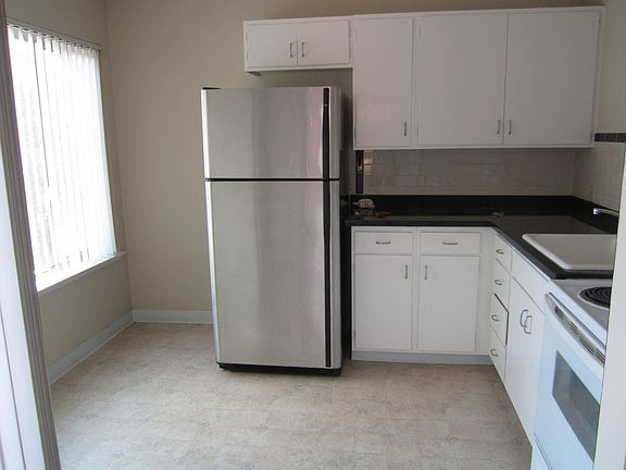 2nd image of 501 Duncan St APT 1