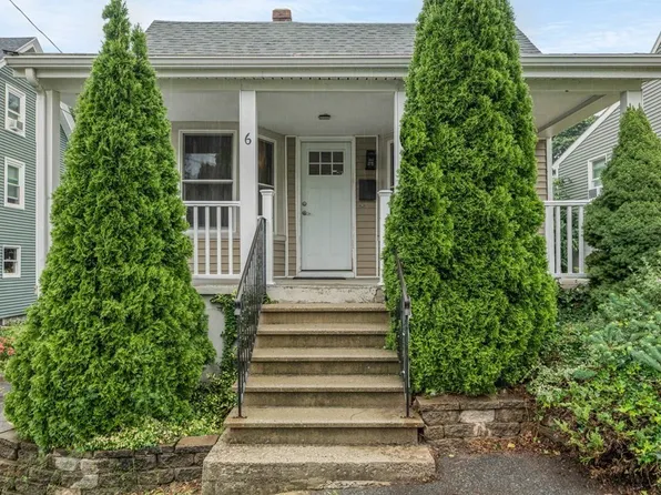 6 Herbert St, Wakefield, MA 01880