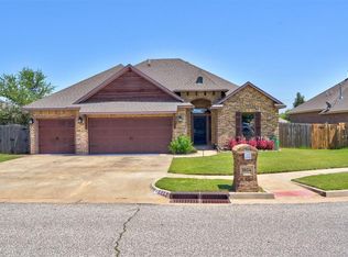 1804 Alexander Way, Yukon, OK 73099