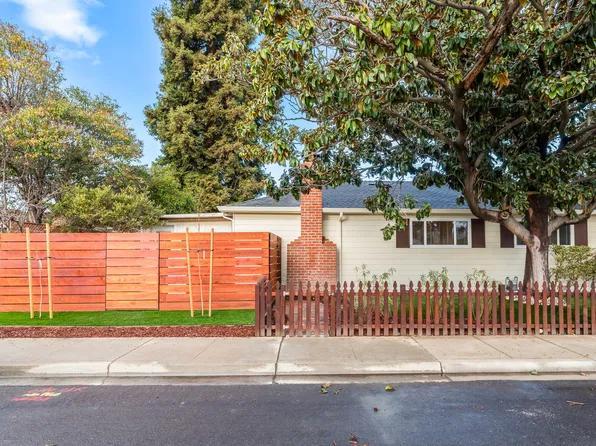 670 McCarty Ave, Mountain View, CA 94041