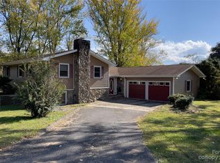 1644 W Deep Creek Rd, Bryson City, NC 28713