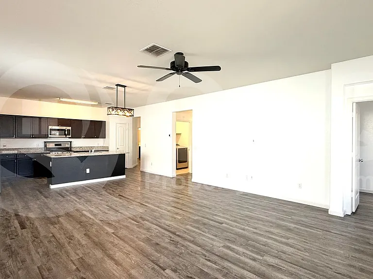 3756 N 298th Ave — Photo 15