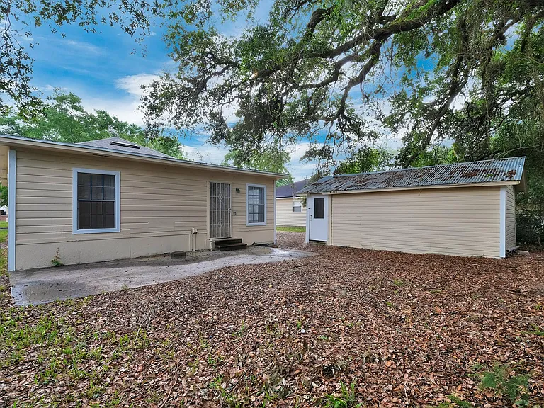 6418 Sapphire Dr — Photo 26