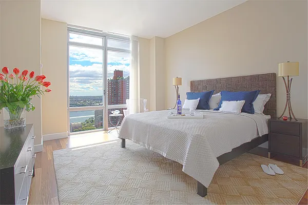 Sold by Douglas Elliman | media 6