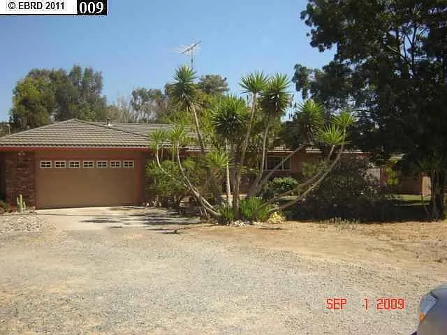 4220 Machado Ln photo 1