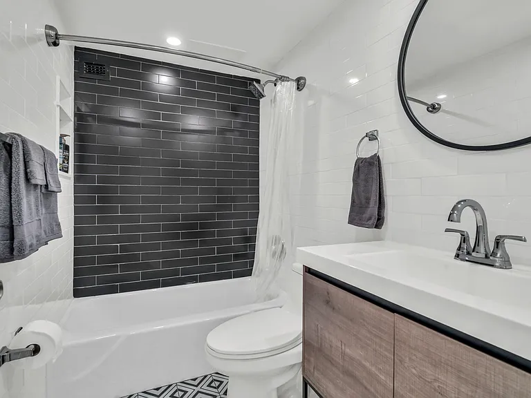 1720 Harrison St #15B — Photo 7